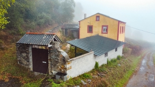 Illano Eo-Navia hus foto 6300682