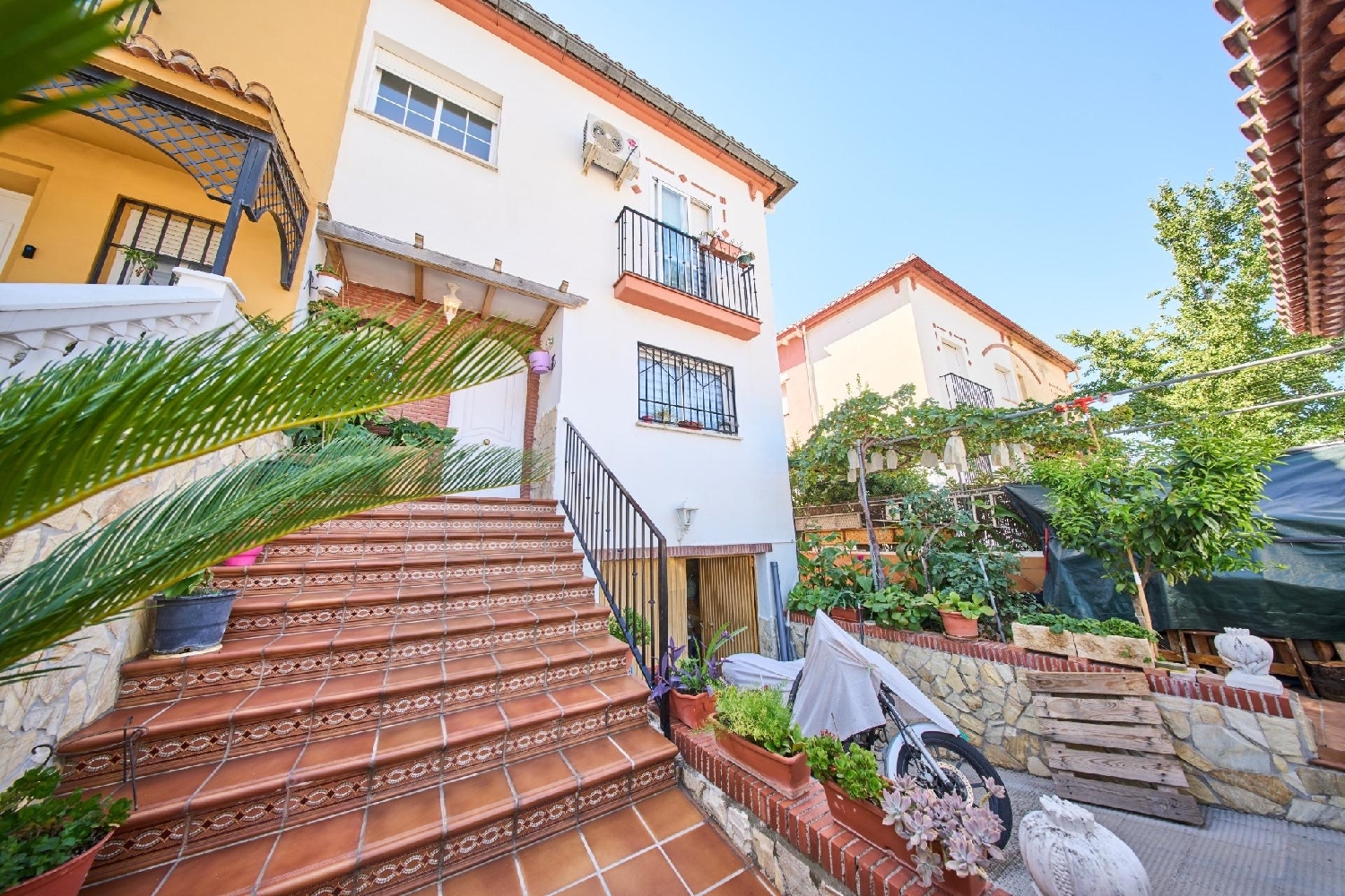 for sale house Jun Vega De Granada 2