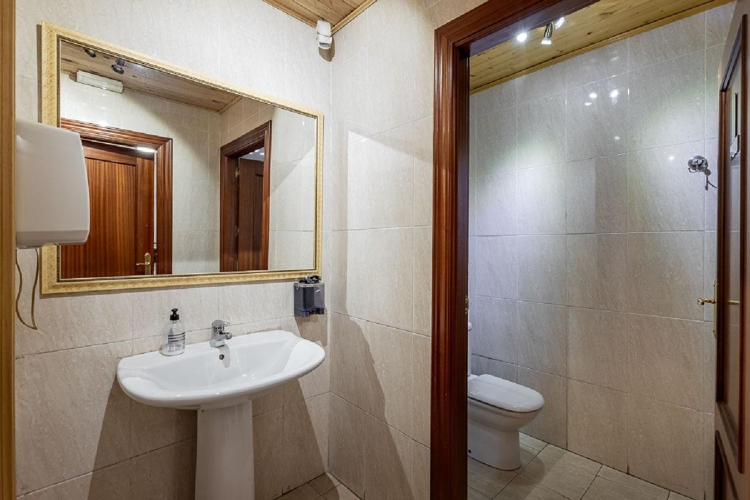  till salu kontor Barrio De Granada Alacantí 3