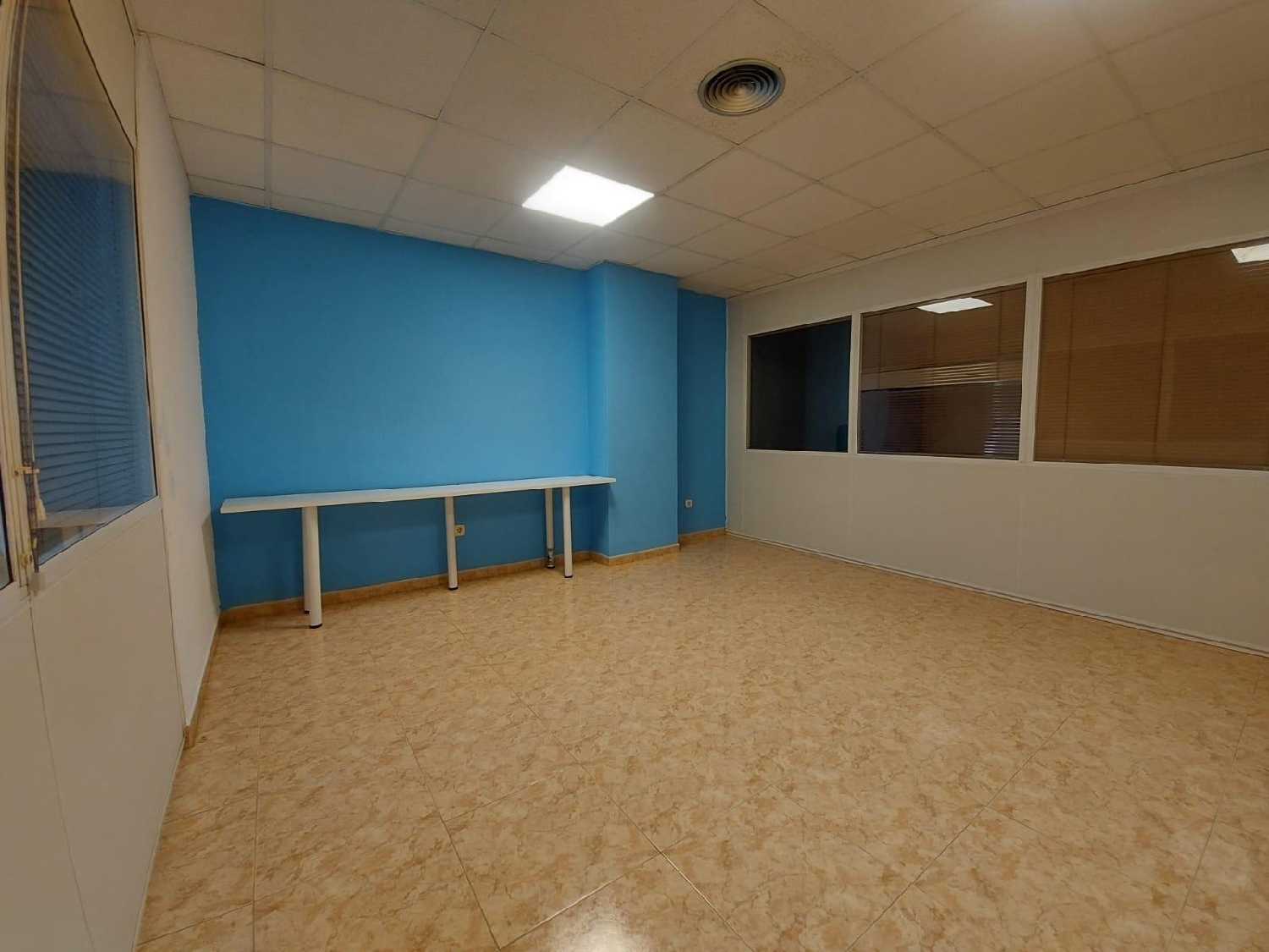  à vendre bureau El Ejido Poniente Almeriense 1