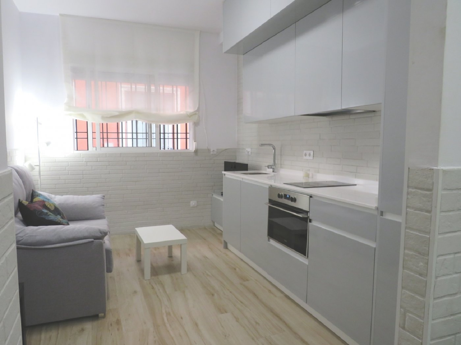  for sale office Sevilla La Nueva Sur 1