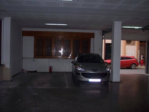 Almansa Monte Ibérico Almansa parkeerplaats foto 6300442
