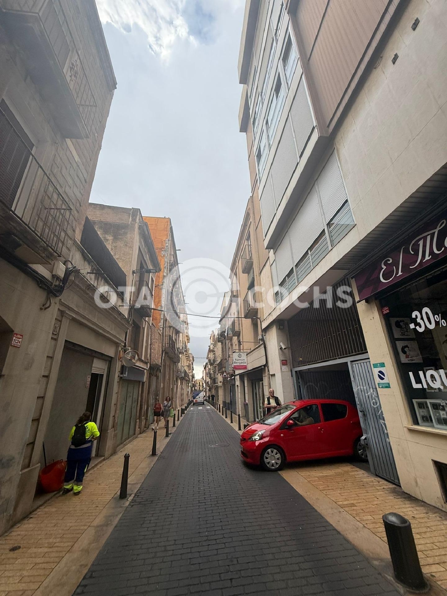 en venta parking Barriada Les Tres Creus Bages 8