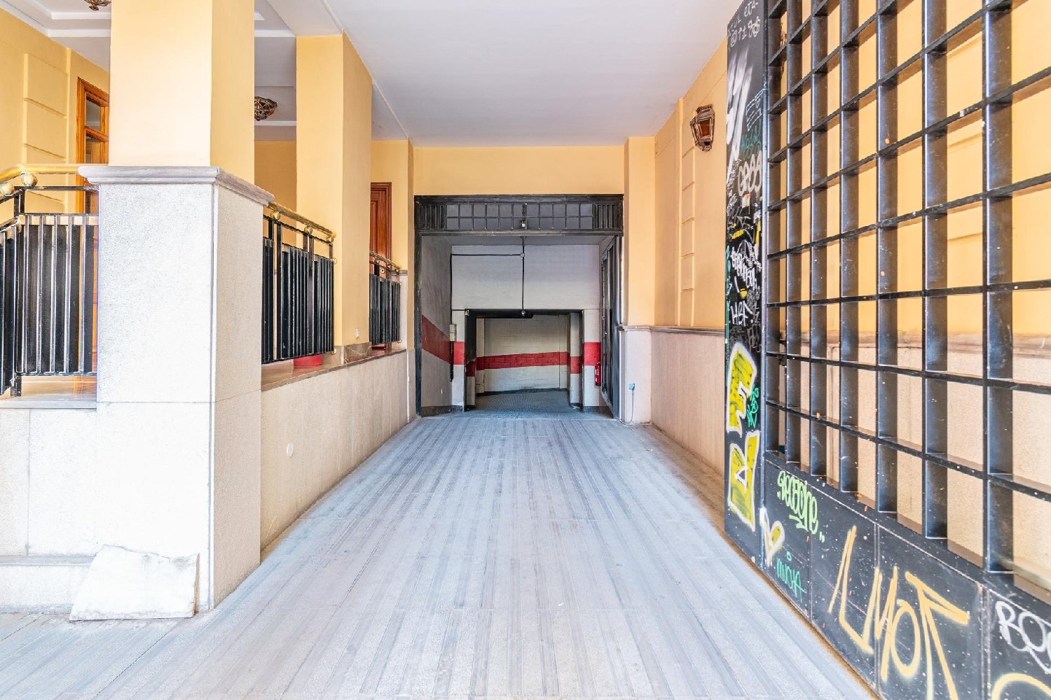  till salu parkering Barrio De Granada Alacantí 5