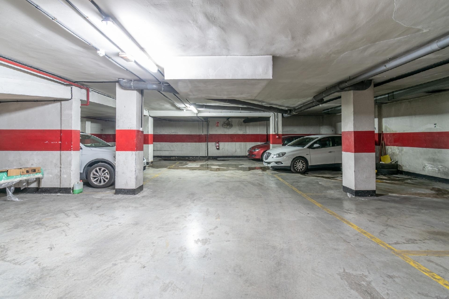  till salu parkering Barrio De Granada Alacantí 8