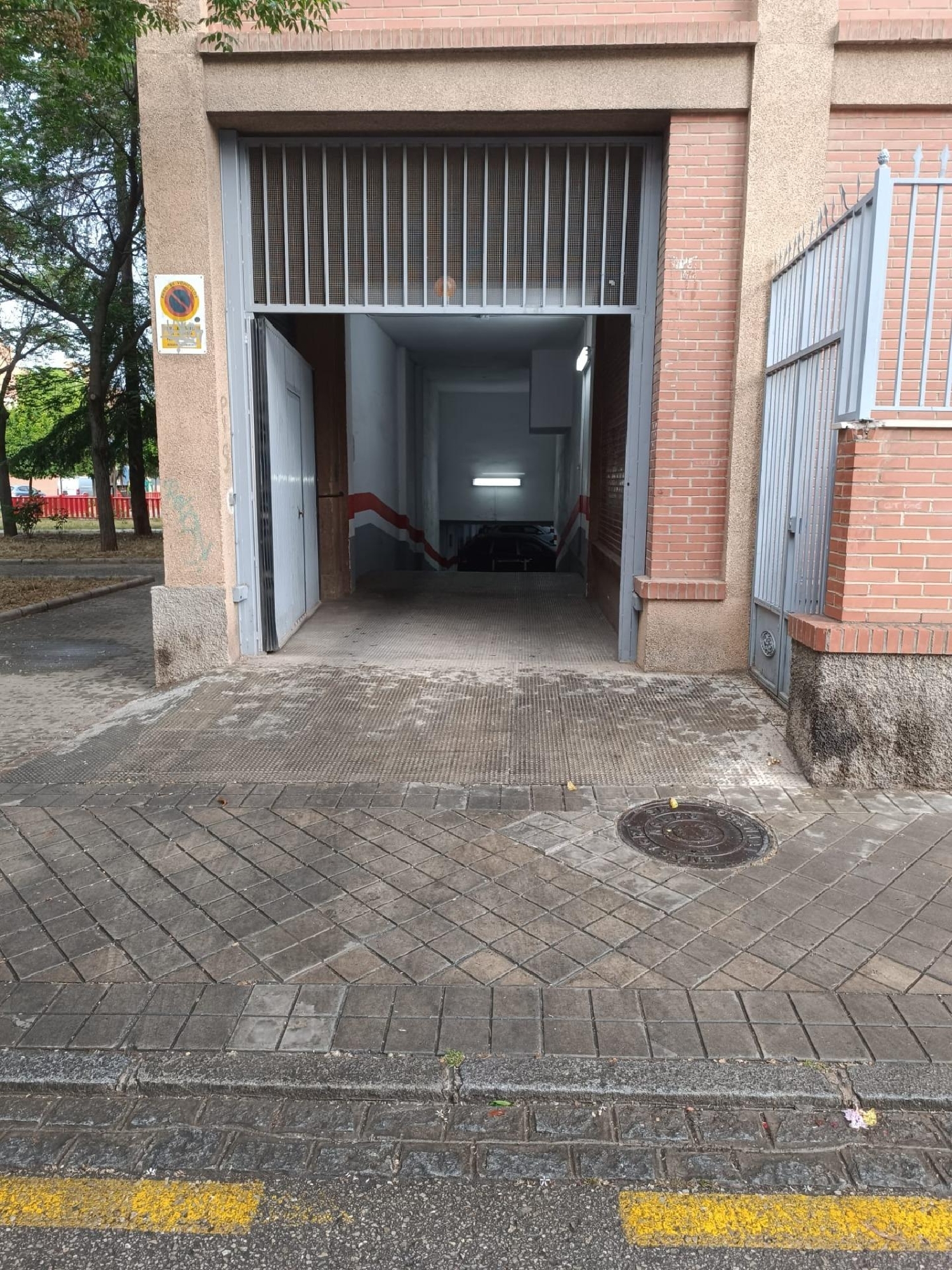  till salu parkering Barrio De Granada Alacantí 6