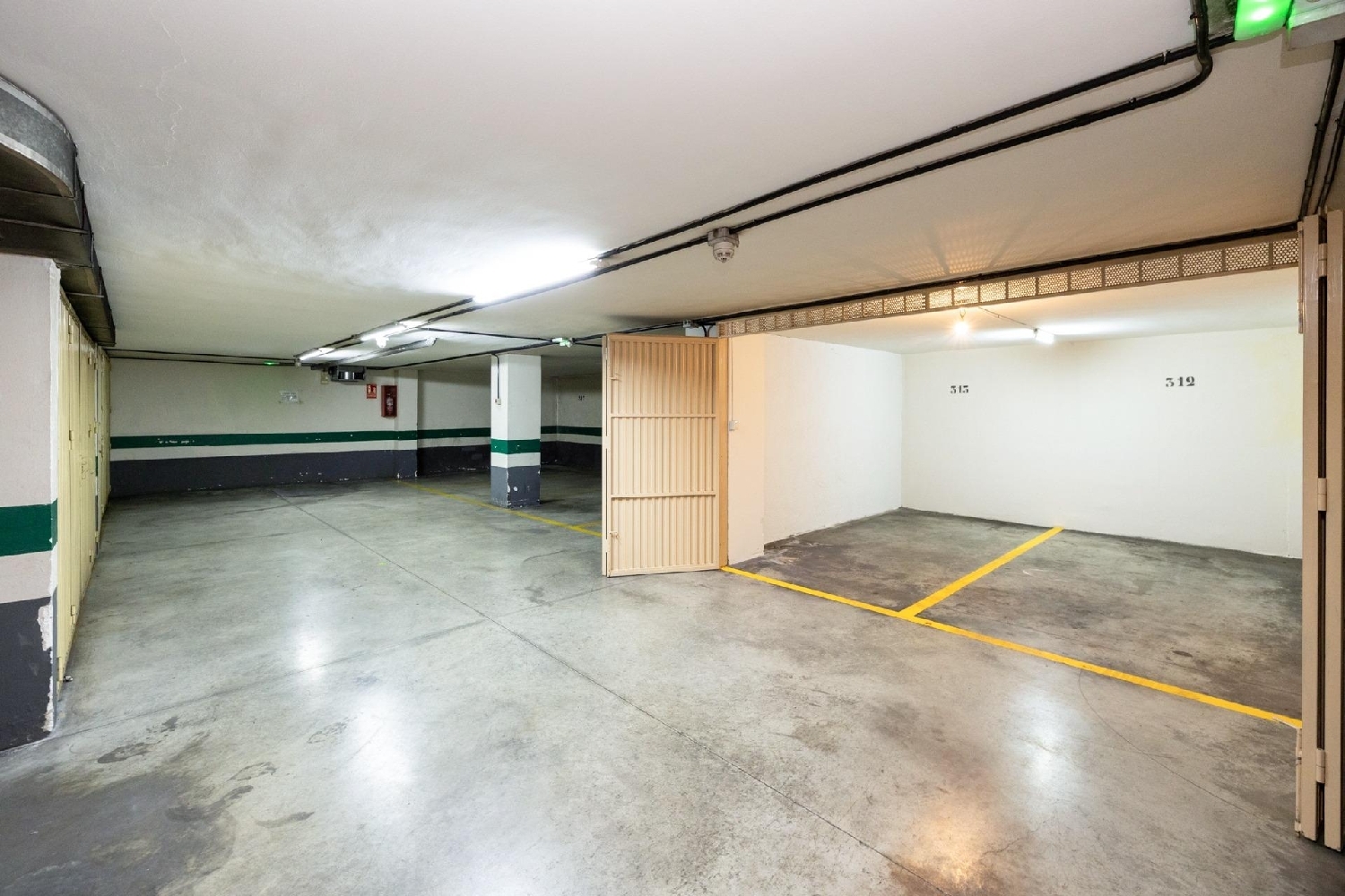 for sale parking space Barrio De Granada Alacantí 2