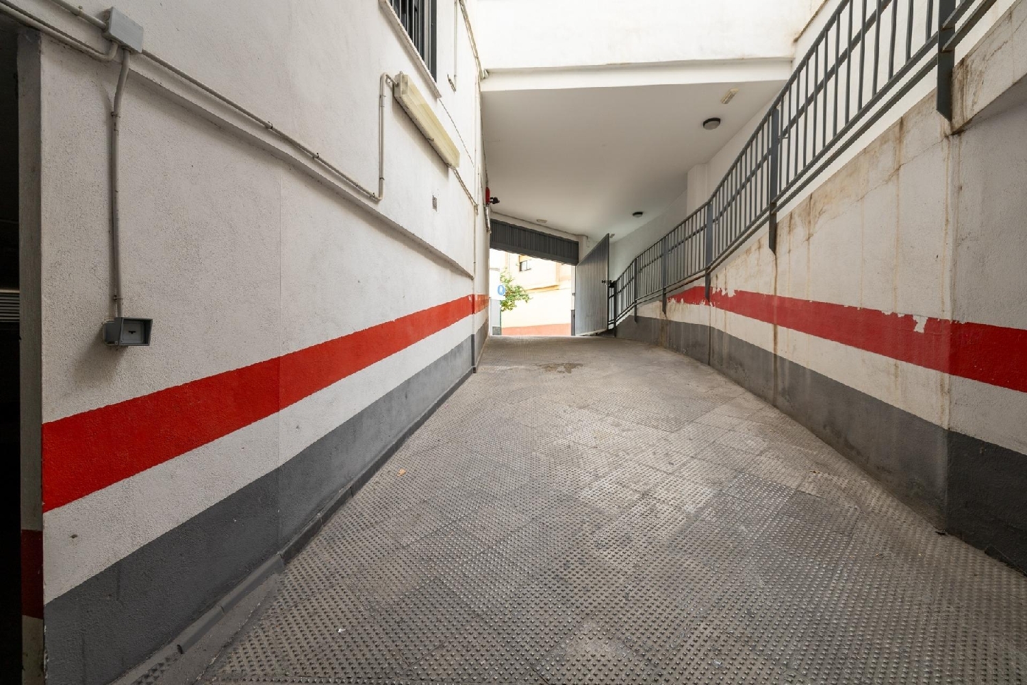  till salu parkering Barrio De Granada Alacantí 4