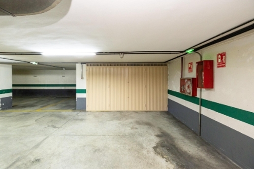 Barrio De Granada Alacantí parking foto 6294621