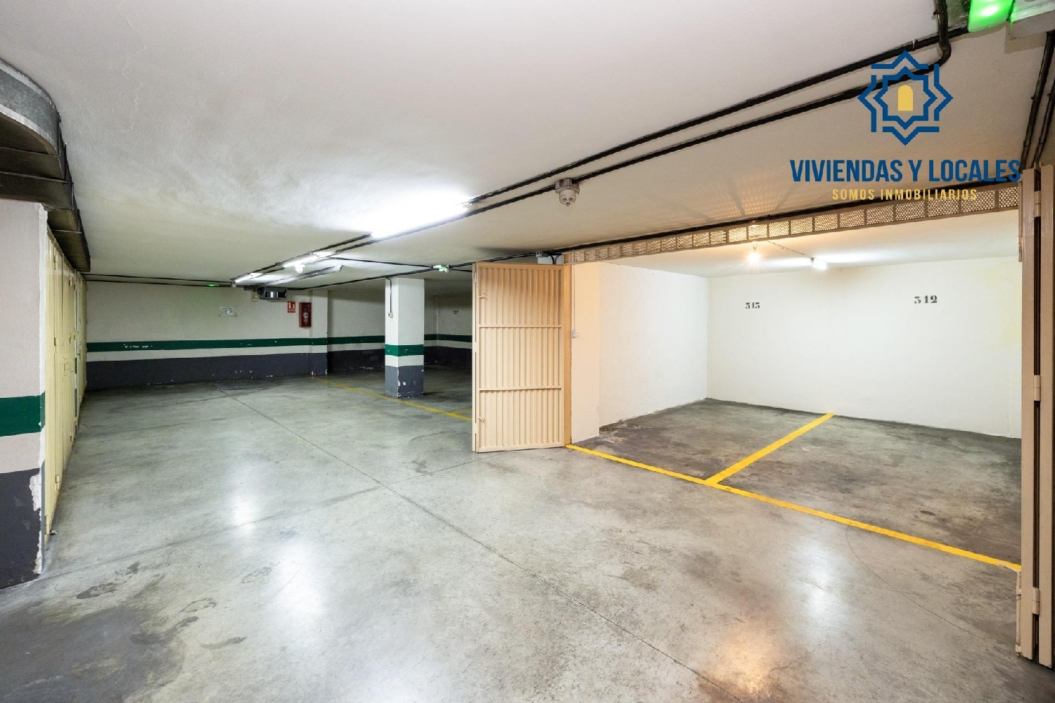 for sale parking space Barrio De Granada Alacantí 2