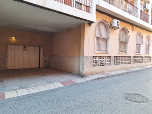 Castrillo De Murcia Odra-Pisuerga parking space foto 6298929