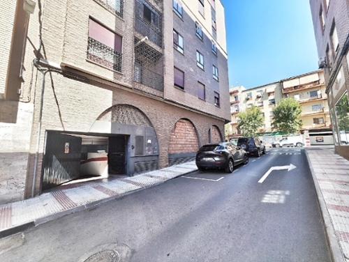 Puertollano Campo De Calatrava parkeerplaats foto 6301484