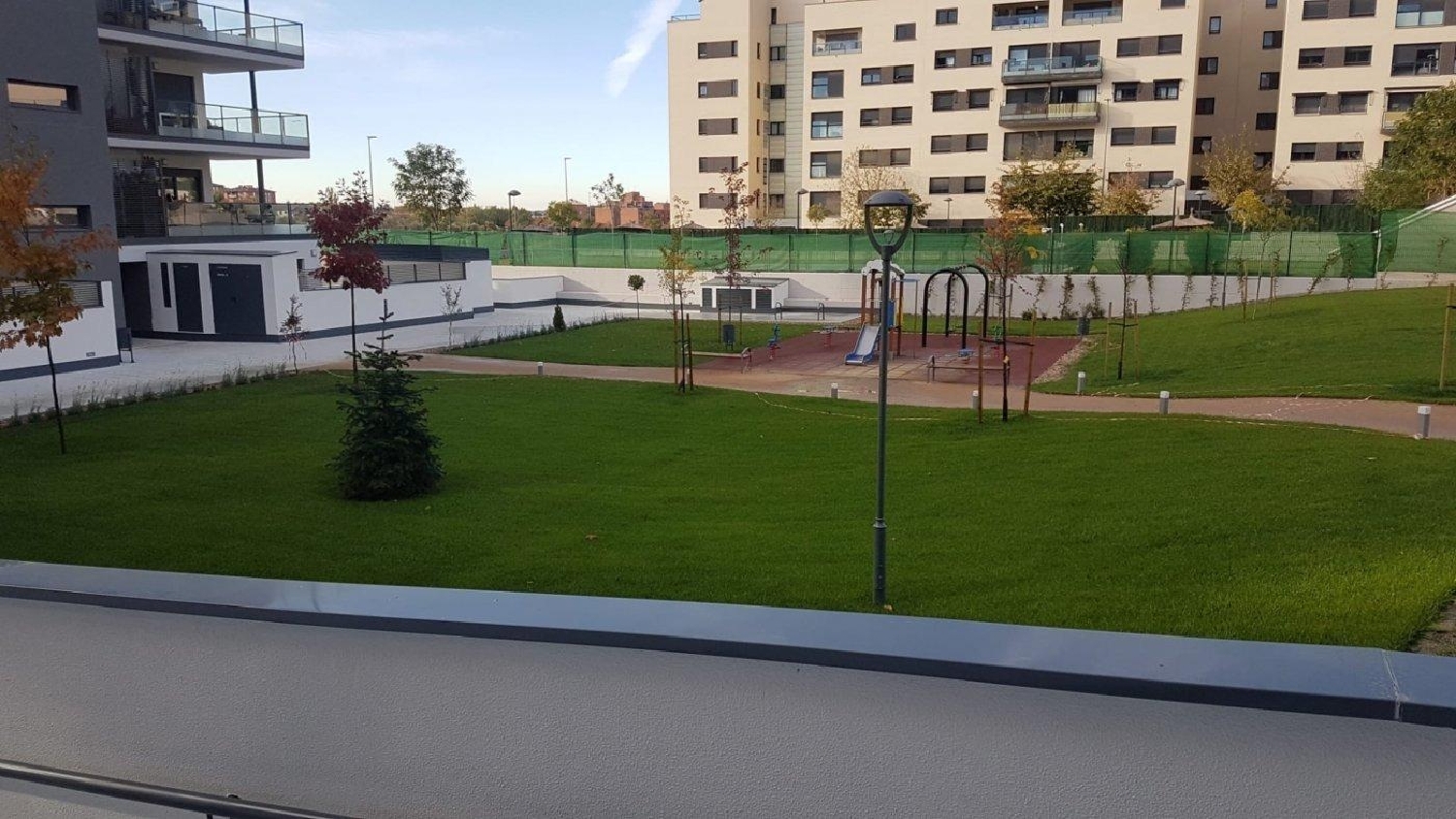  till salu parkering Rivas Eume 5