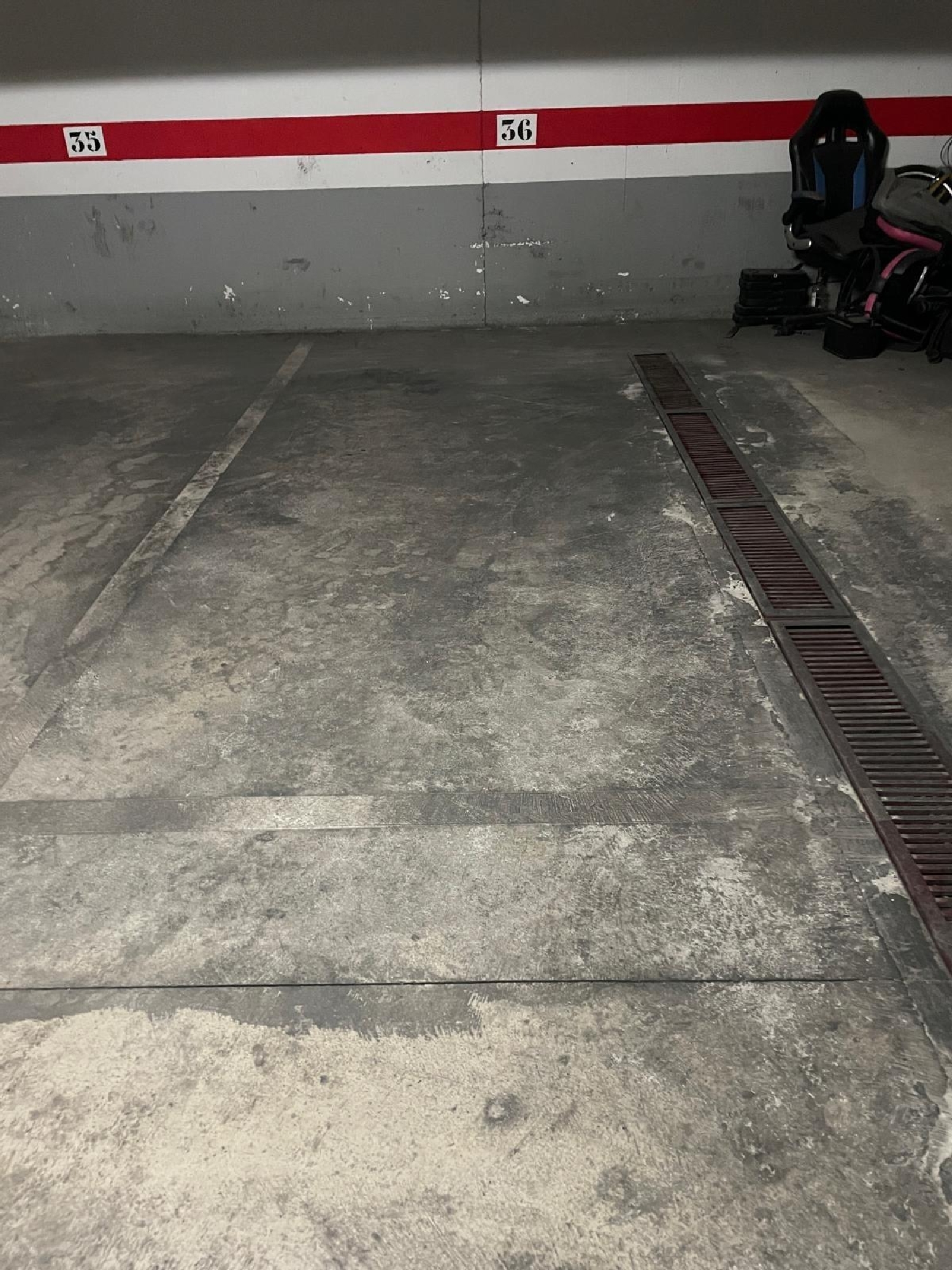 te koop parkeerplaats Cheda Arzúa 2