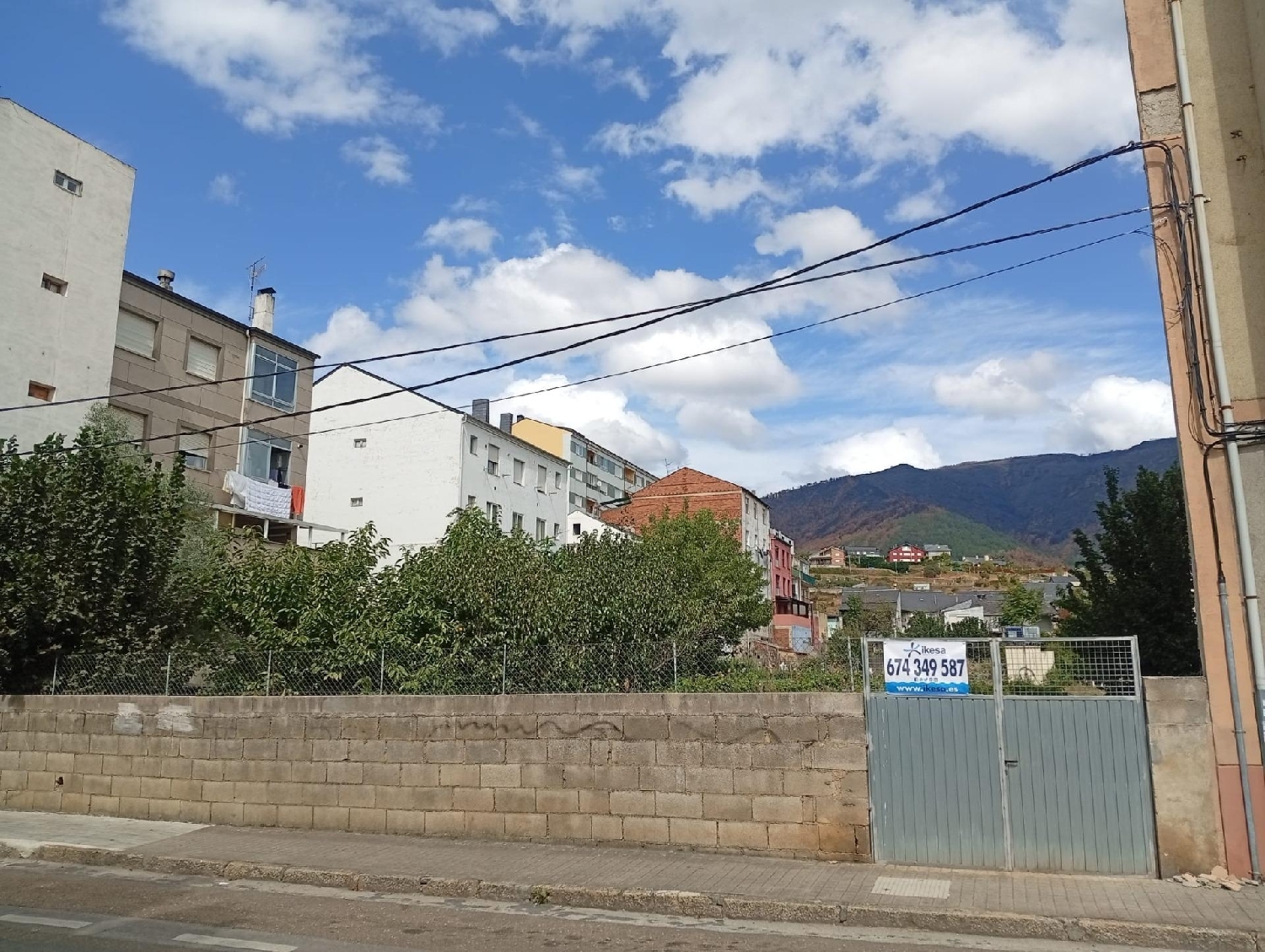  till salu tomt A Rua, A Rúa Arzúa 4