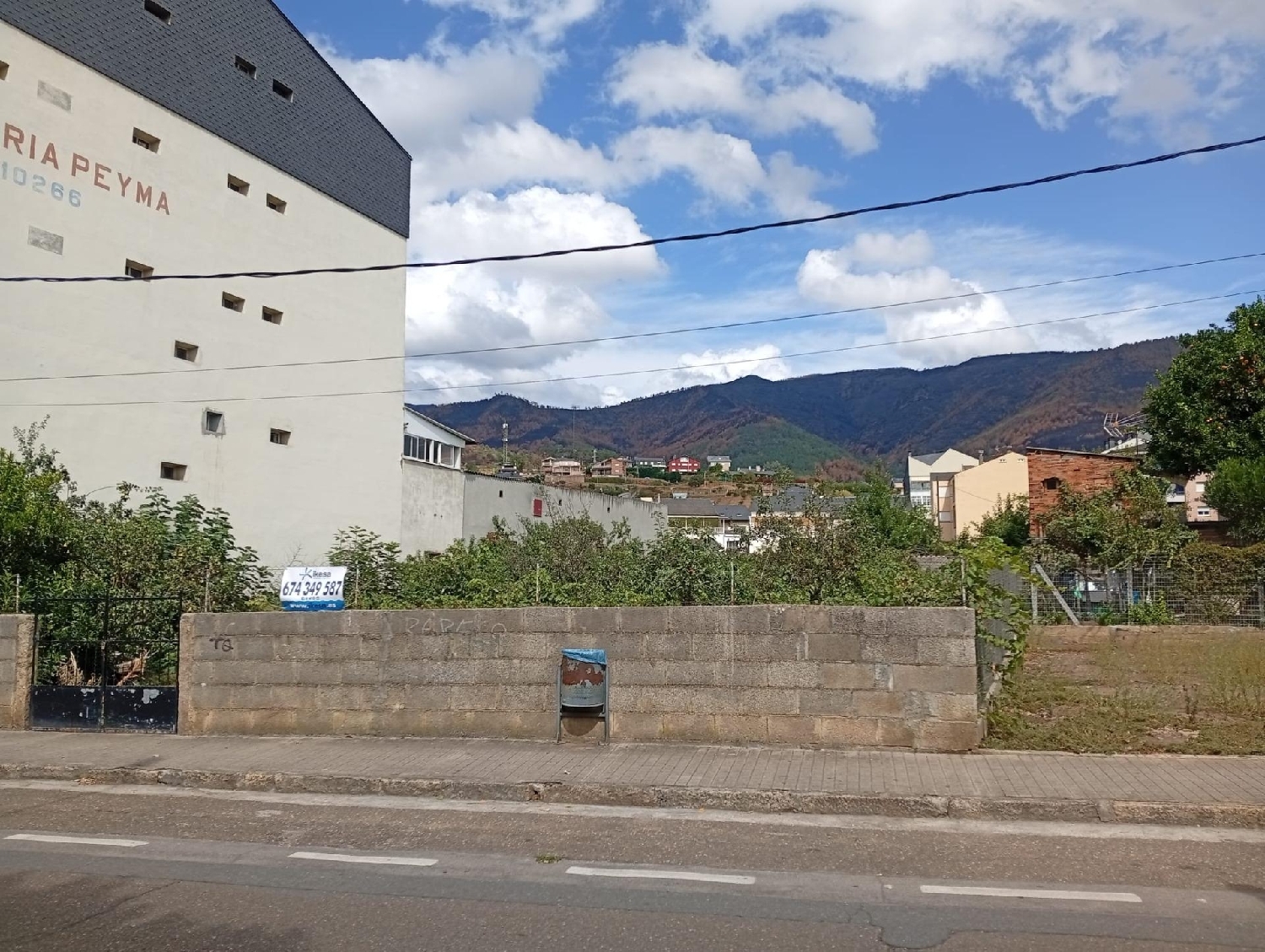  till salu tomt A Rua, A Rúa Arzúa 3