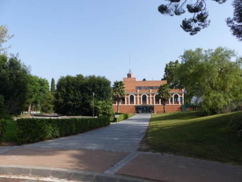 Barriada Les Tres Creus Bages tomt foto 6298686