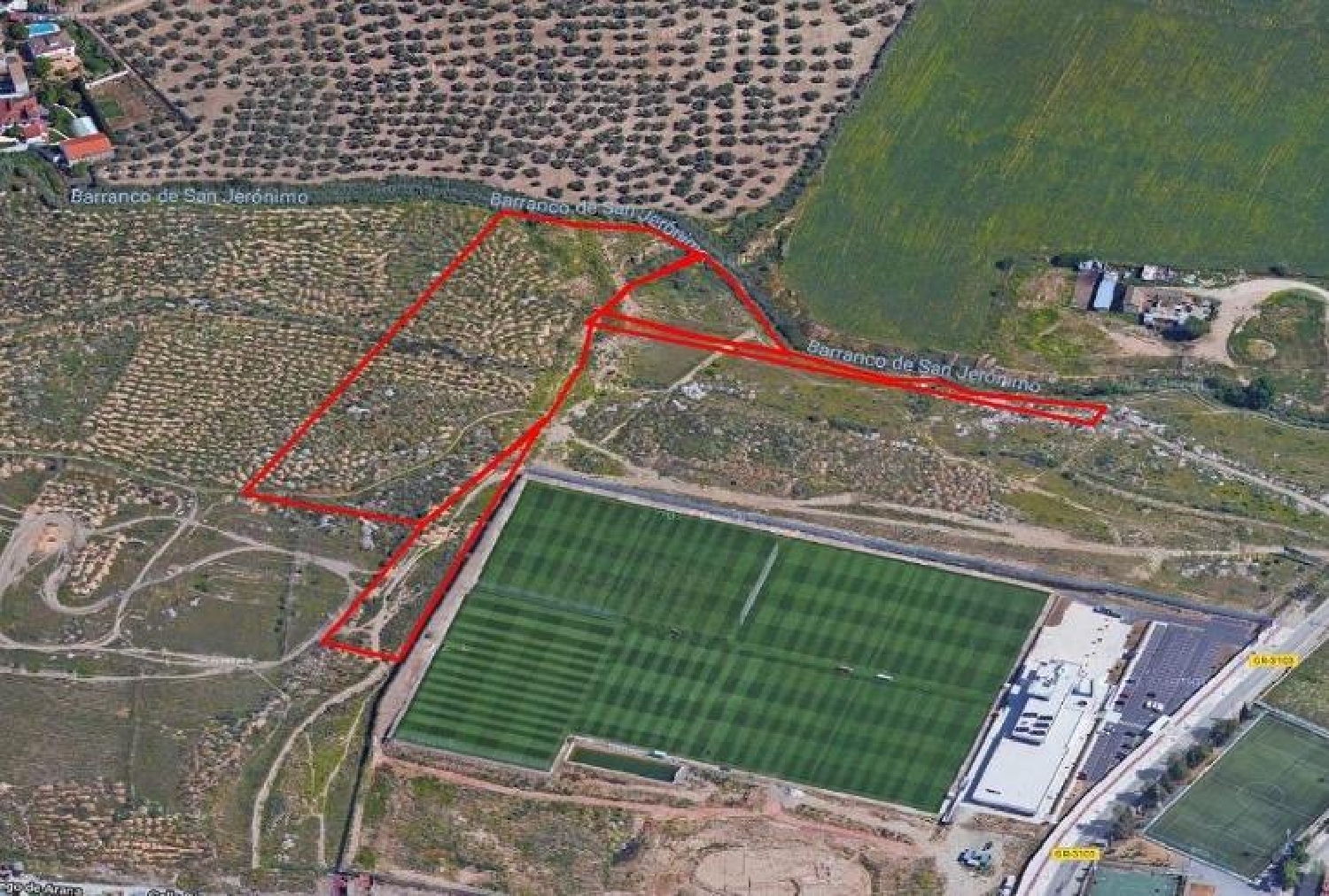 en venta terreno Barrio De Granada Alacantí 3