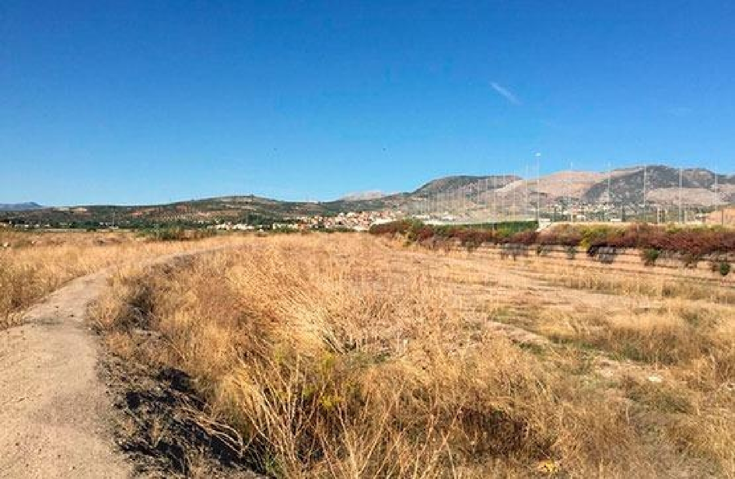 en venta terreno Barrio De Granada Alacantí 2