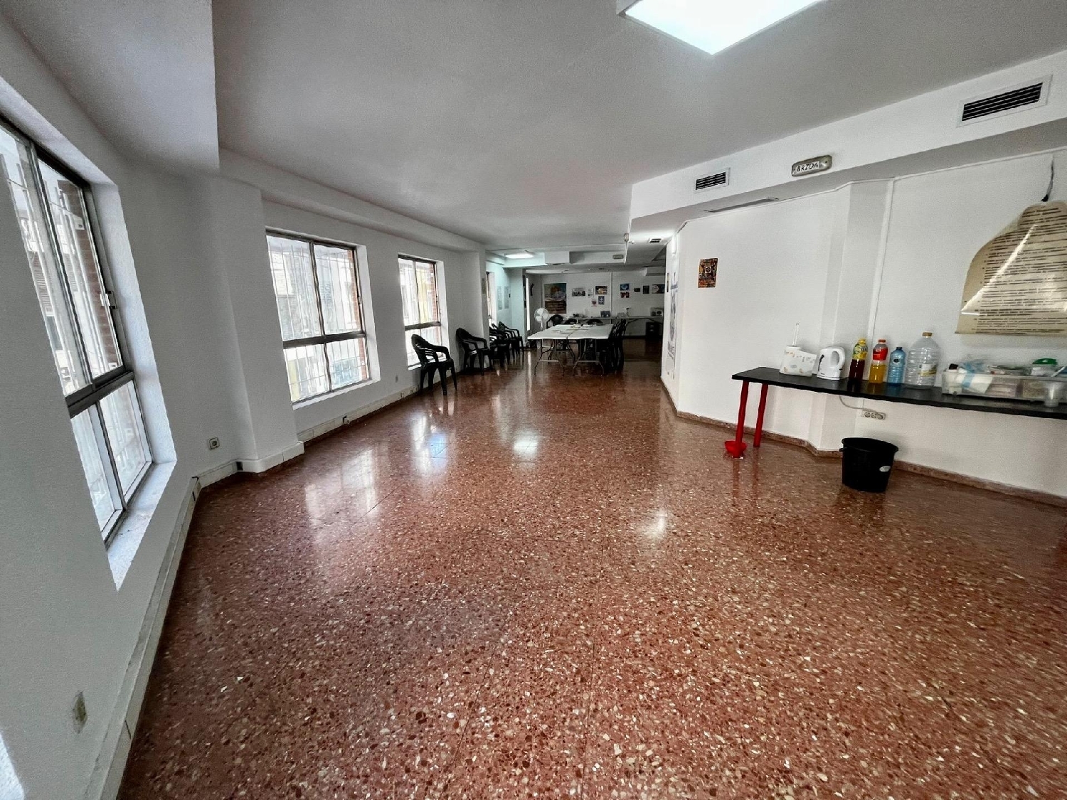  till salu lokal Alicante Centro 03001 Alacantí 3