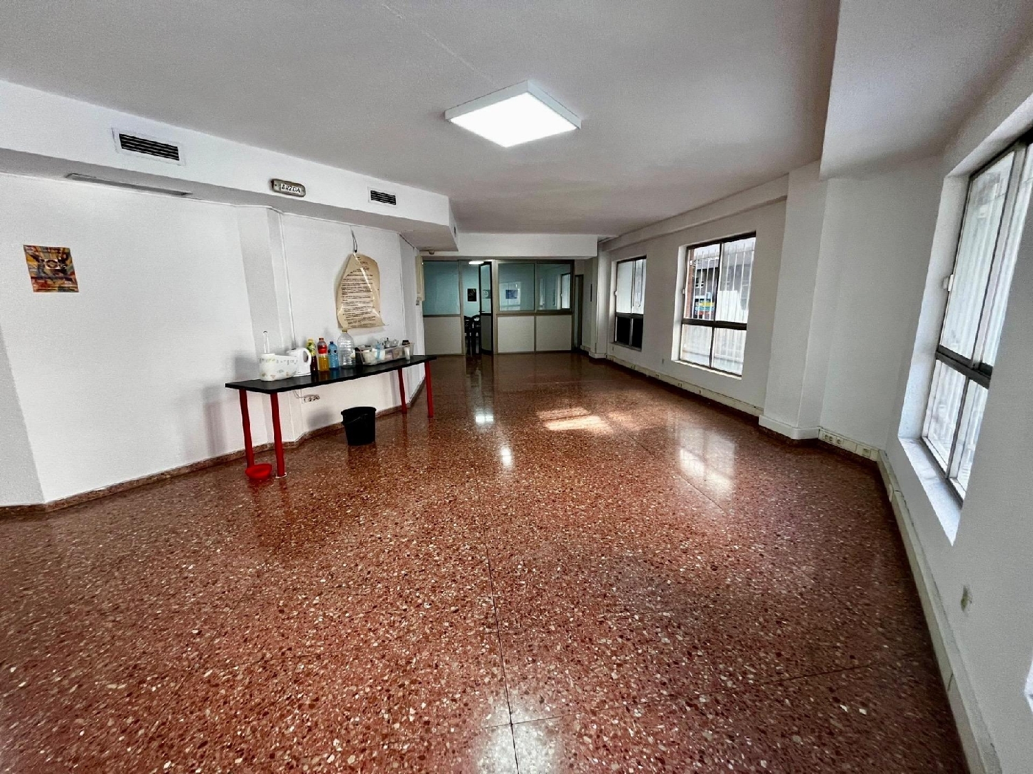  till salu lokal Alicante Centro 03001 Alacantí 7