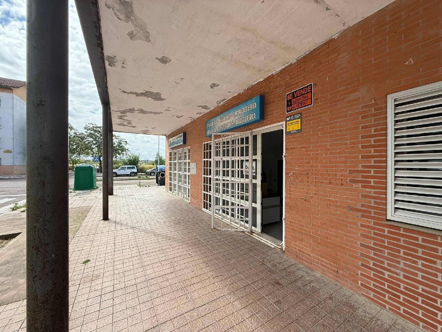  à vendre local commercial Badajoz Casco Antiguo-Centro Badajoz 2