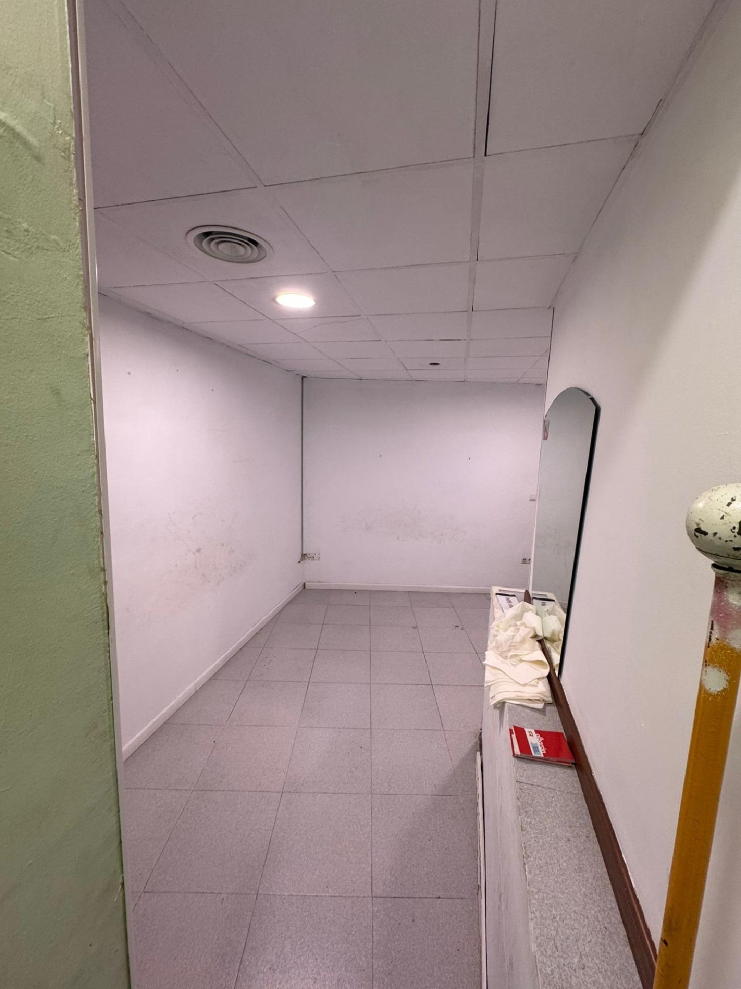 for sale commercial premise Barriada Les Tres Creus Bages 3