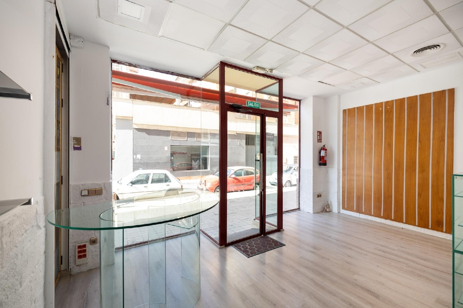 till salu lokal Barrio De Granada Alacantí 2