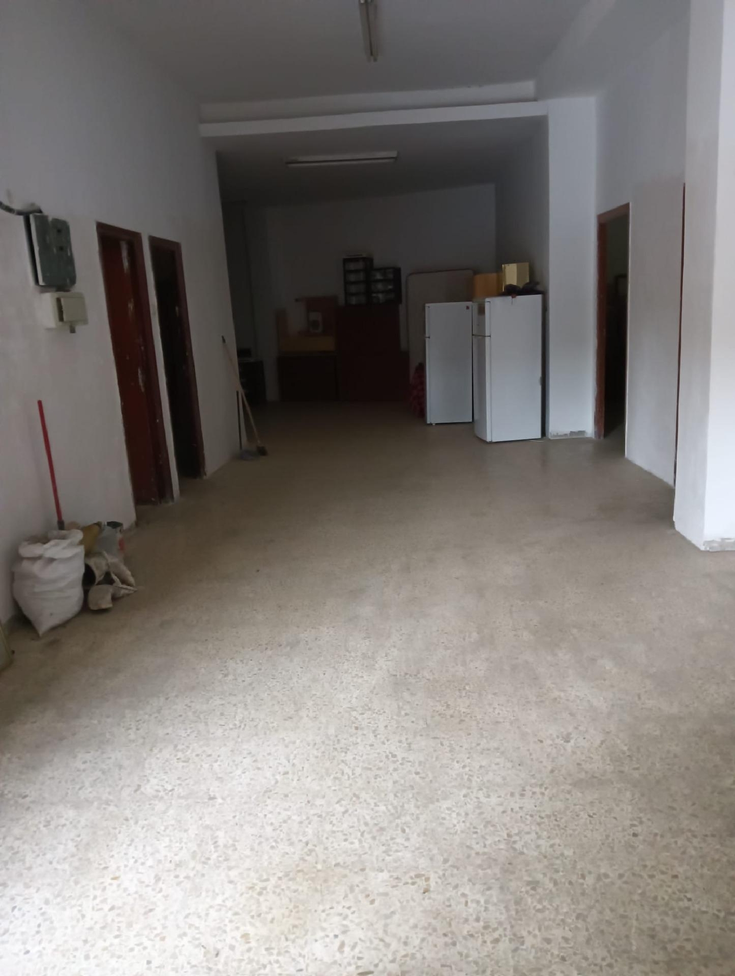  till salu lokal Barrio De Granada Alacantí 6