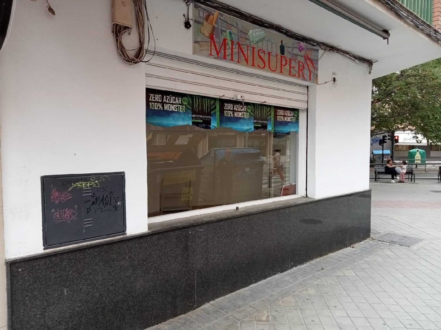  en venta local Barrio De Granada Alacantí 3