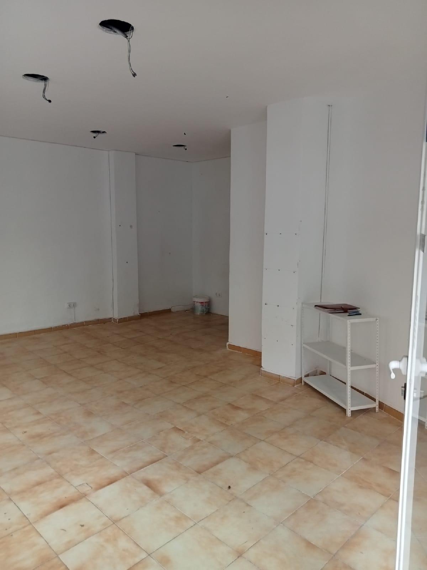  en venta local Barrio De Granada Alacantí 5