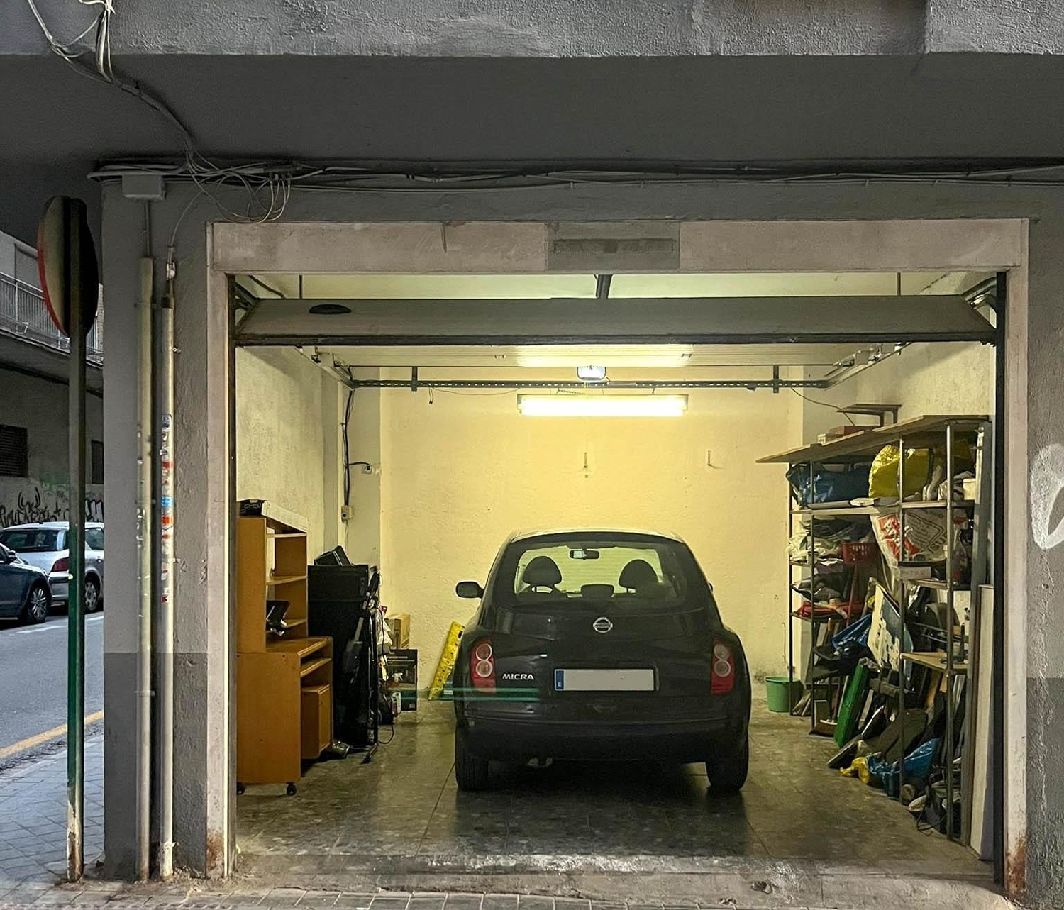  till salu lokal Barrio De Granada Alacantí 7