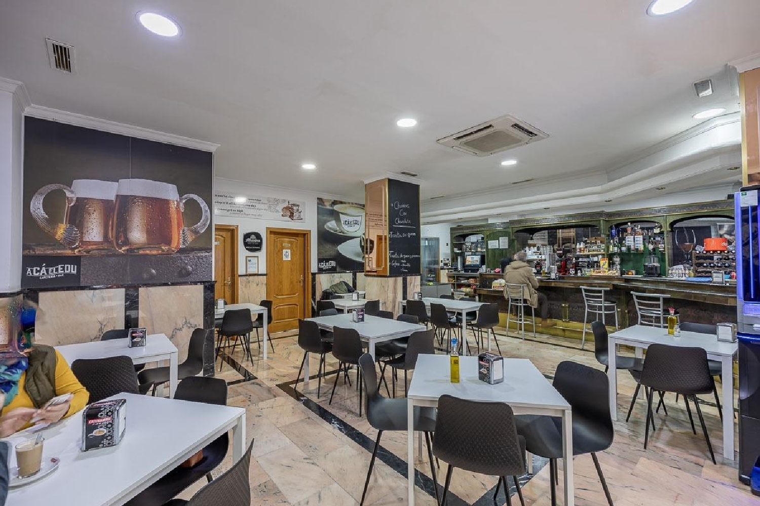  for sale commercial premise Barrio De Granada Alacantí 2