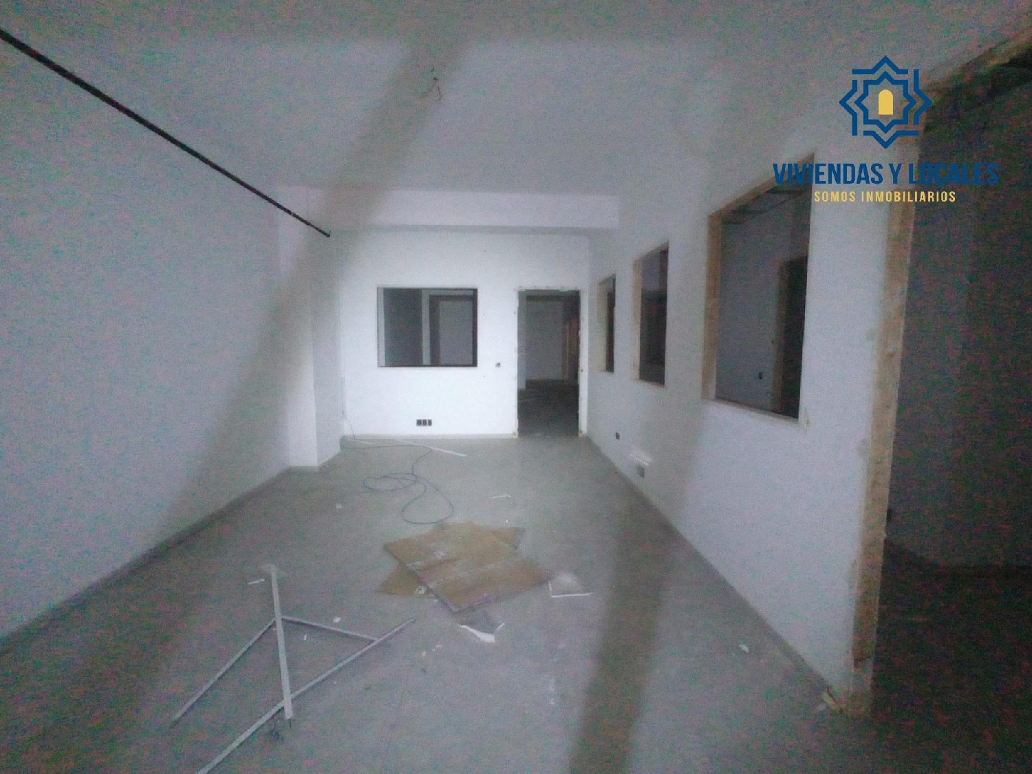  en venta local Barrio De Granada Alacantí 3