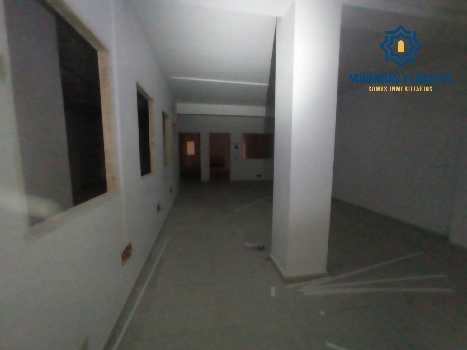  en venta local Barrio De Granada Alacantí 4