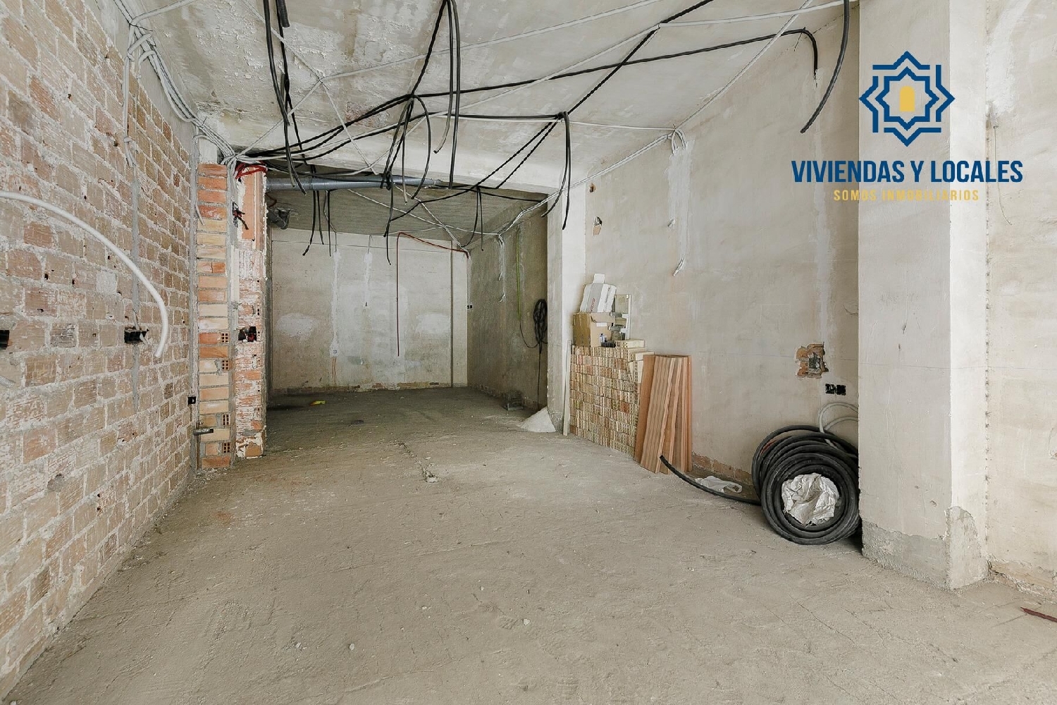  en venta local Barrio De Granada Alacantí 1