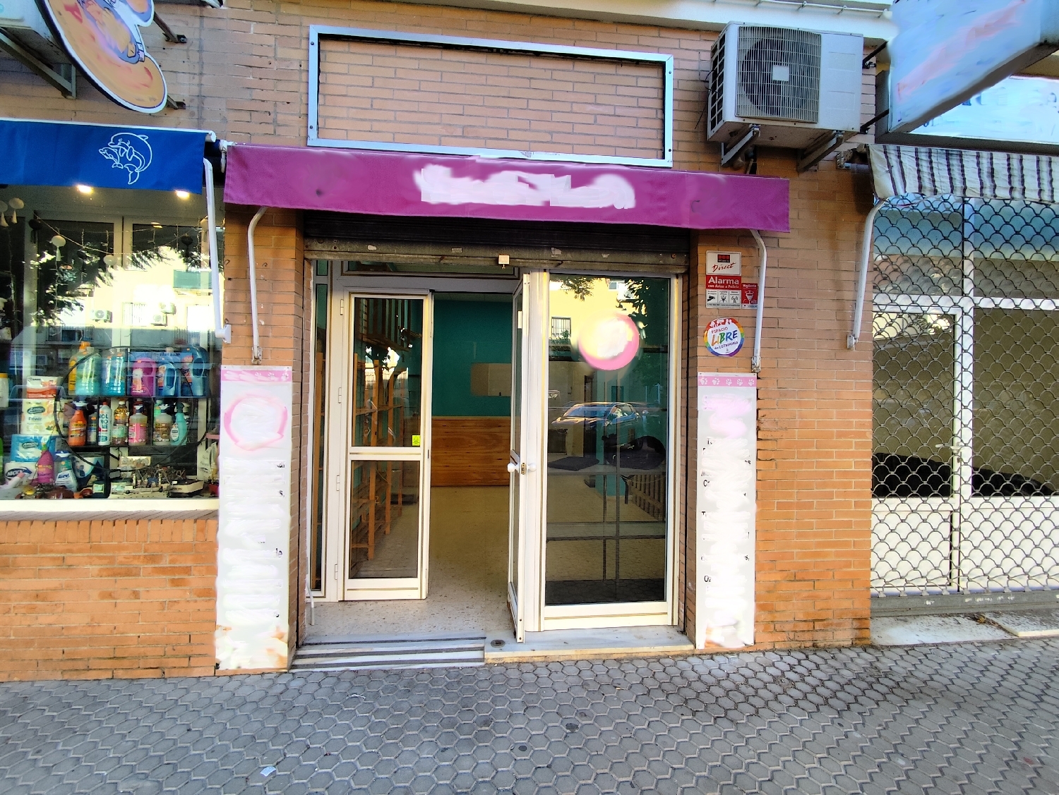  for sale commercial premise Camas Metropolitana De Sevilla 3