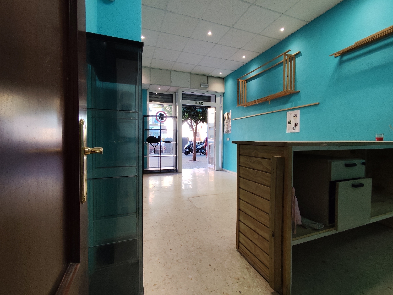  for sale commercial premise Camas Metropolitana De Sevilla 6