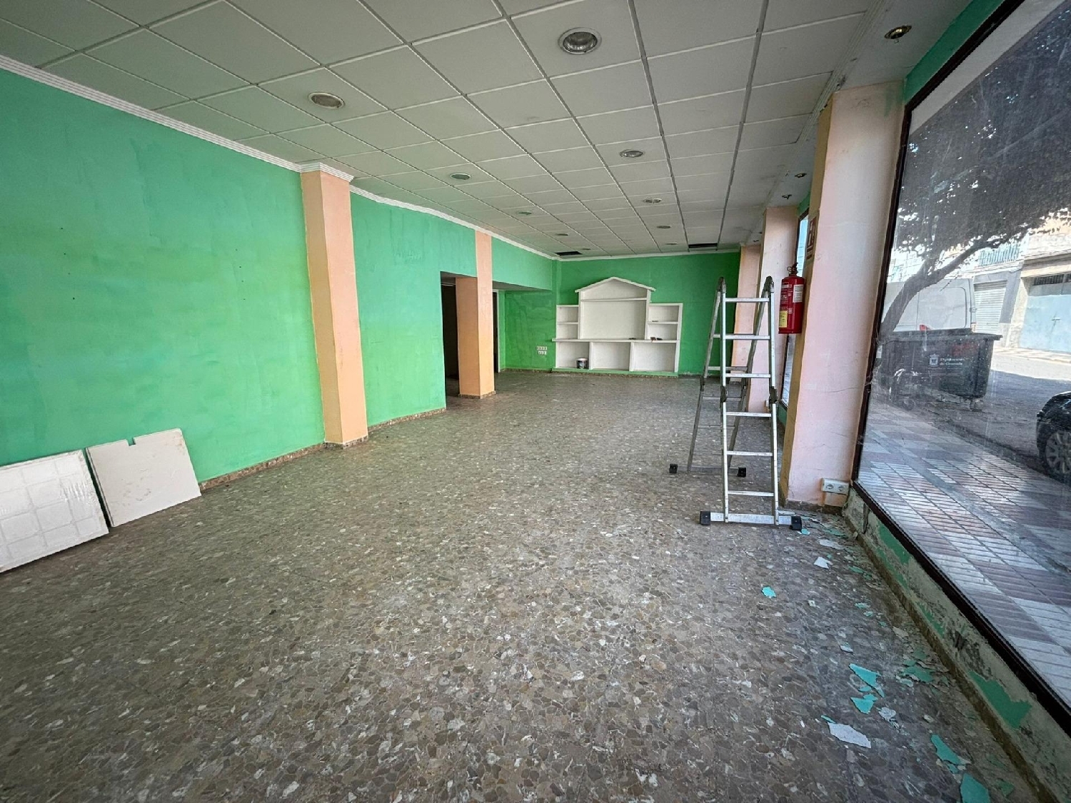 for sale commercial premise Huétor-Tájar Loja 3