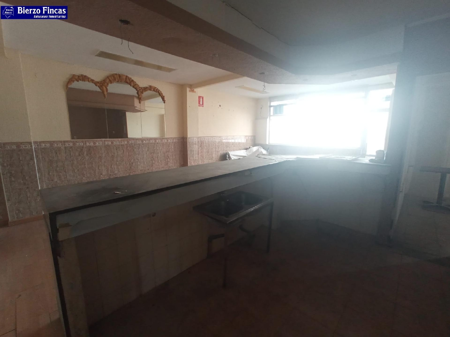  till salu lokal León De Abaixo Arzúa 4