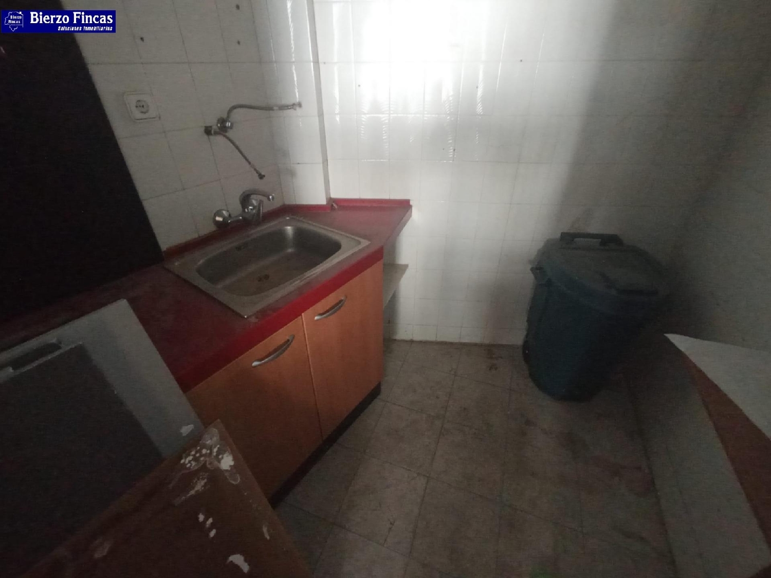  till salu lokal León De Abaixo Arzúa 6