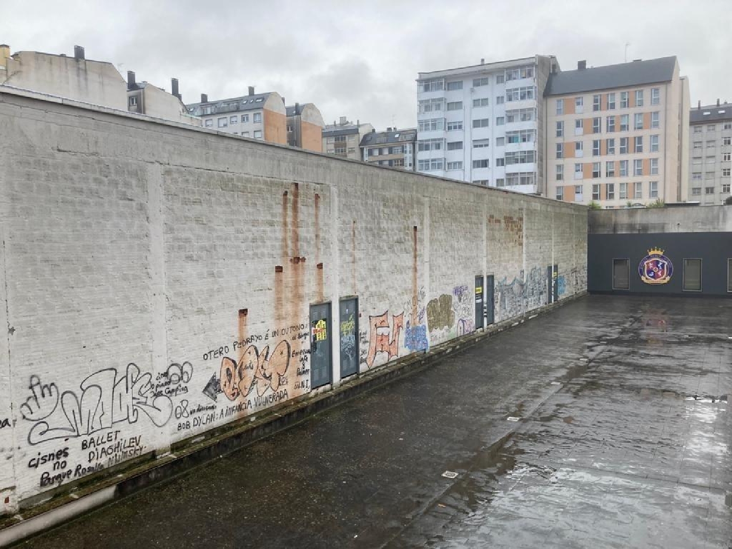 for sale commercial premise Lugo De Llanera Oviedo 2