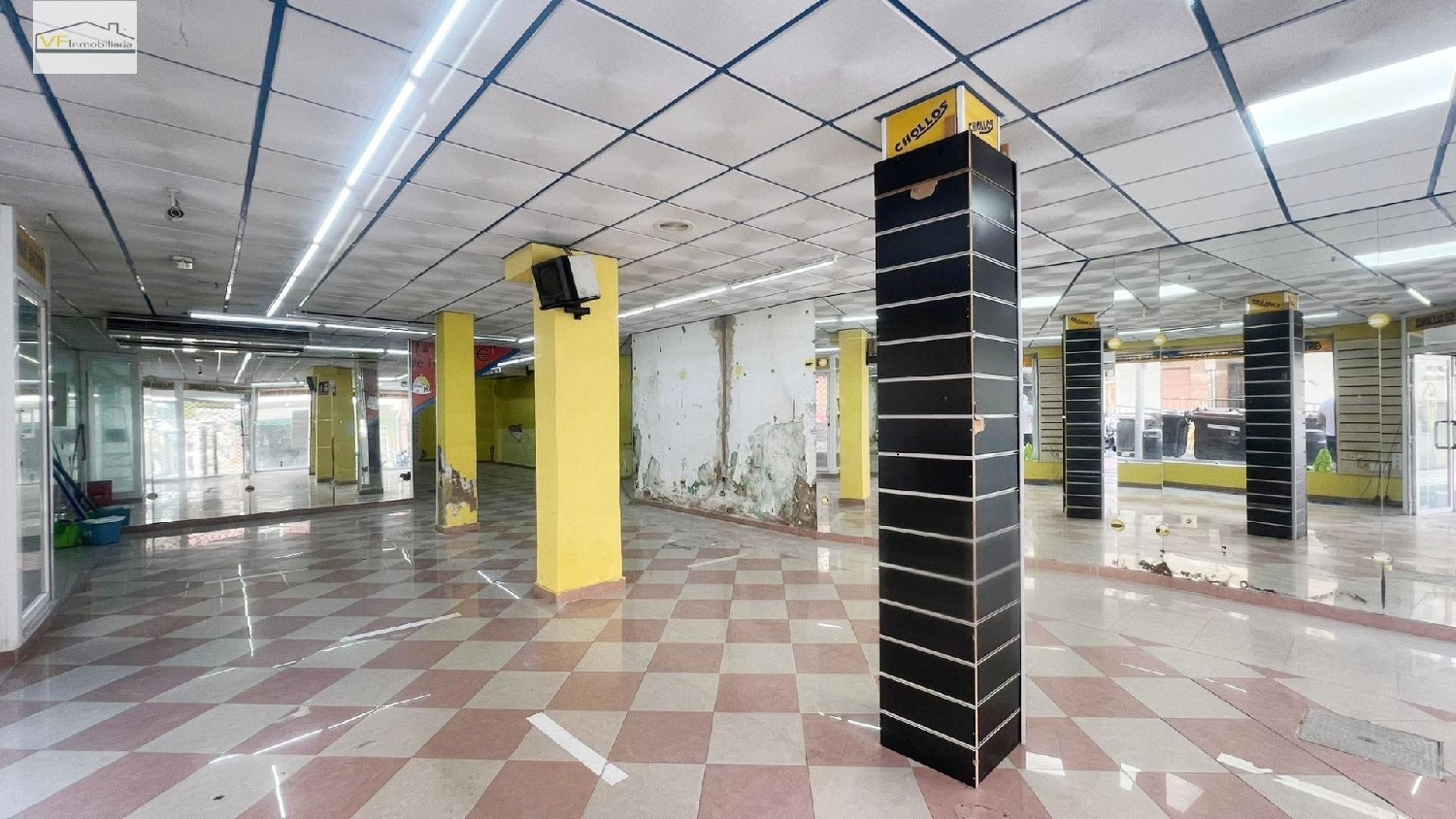  for sale commercial premise Málaga Del Fresno Campiña 3