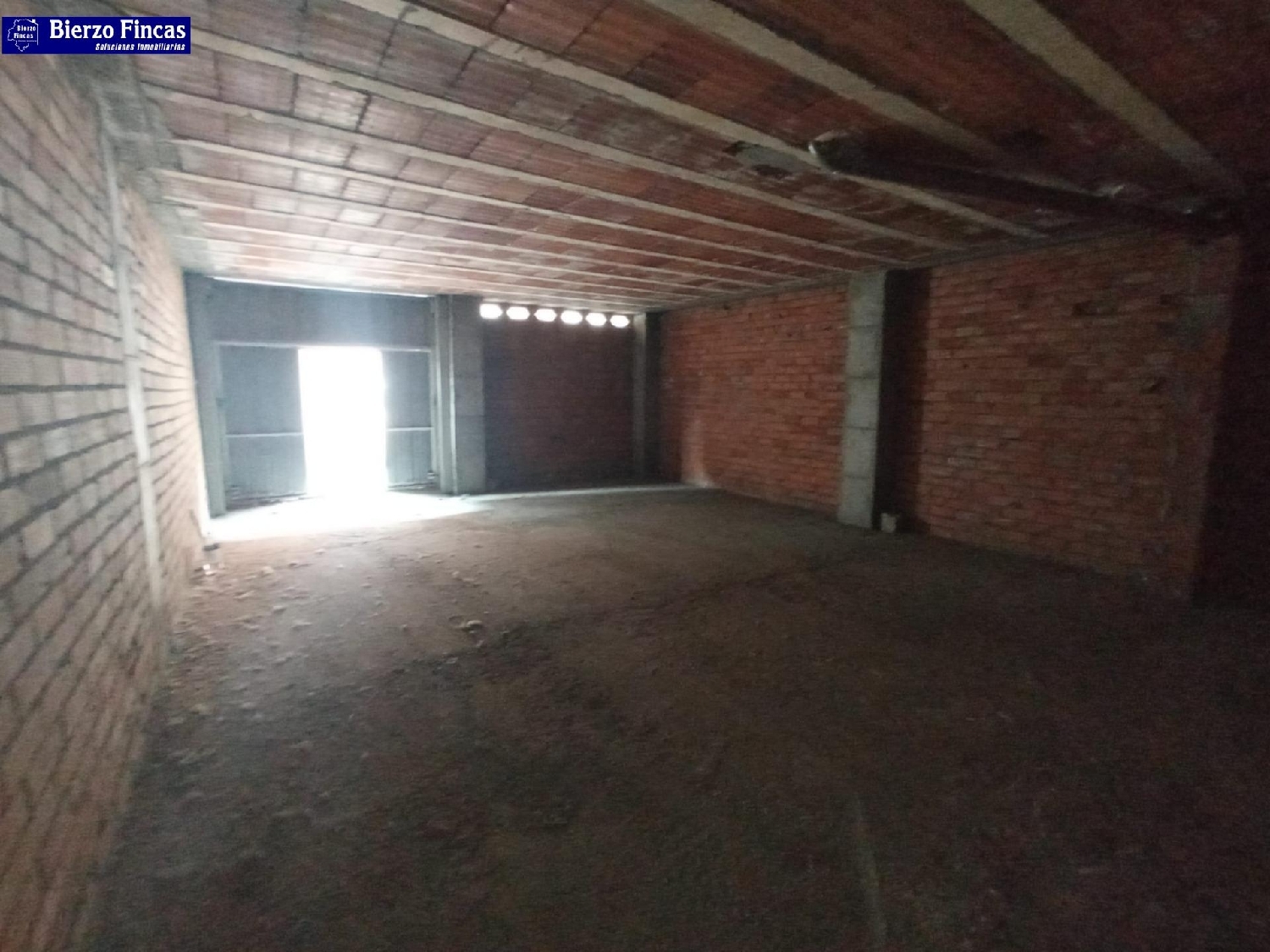 à vendre local commercial Ponferrada 24400 Bierzo (El) 3