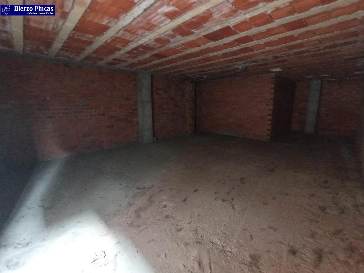 à vendre local commercial Ponferrada 24400 Bierzo (El) 2