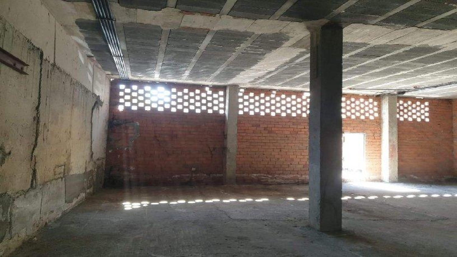  for sale commercial premise Pontevedra Centro Echegaray Pontevedra 1