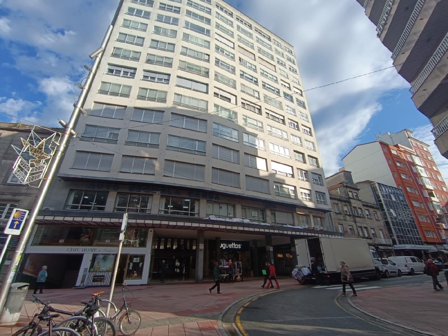  for sale commercial premise Pontevedra Centro Echegaray Pontevedra 8