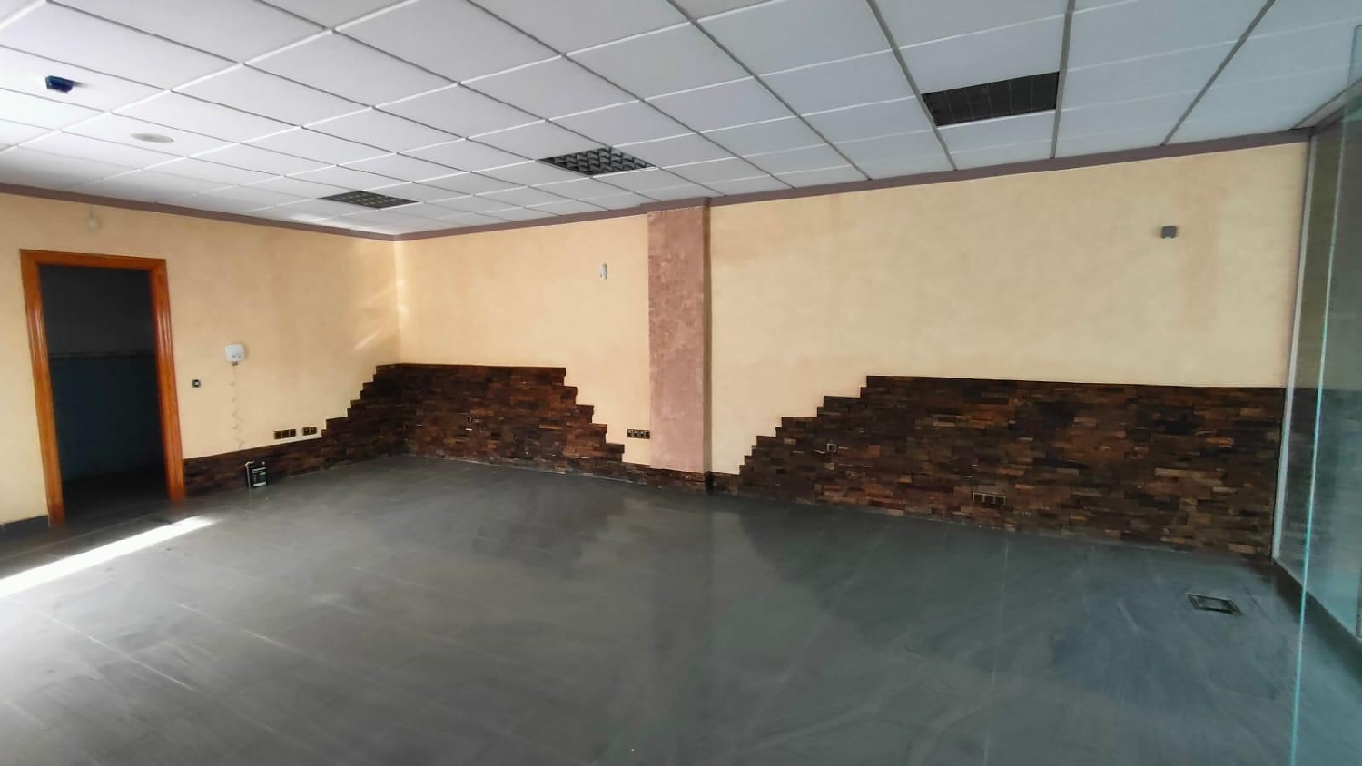  for sale commercial premise Santa Maria Del Aguila Poniente Almeriense 4