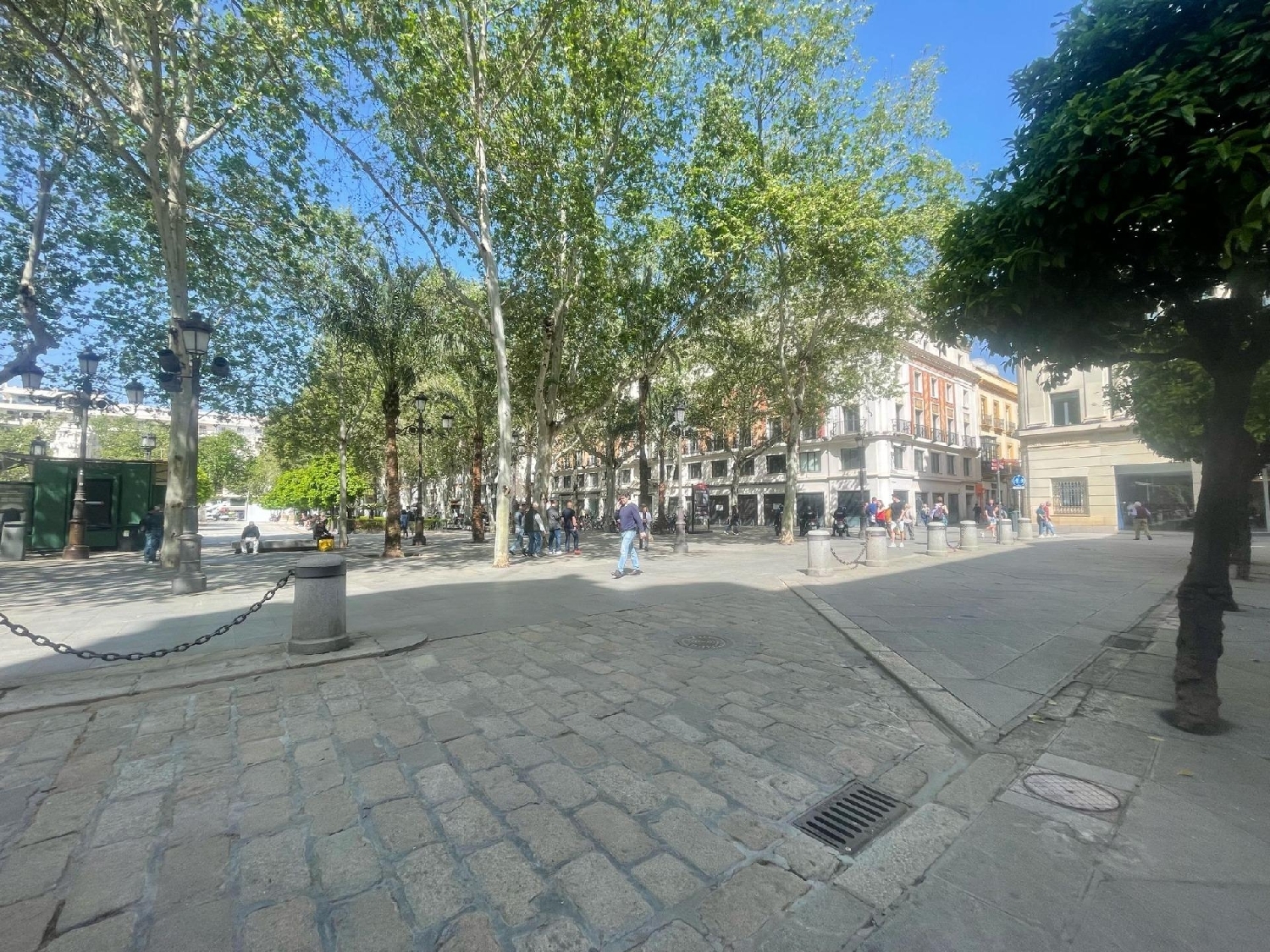  till salu lokal Sevilla La Nueva Sur 3
