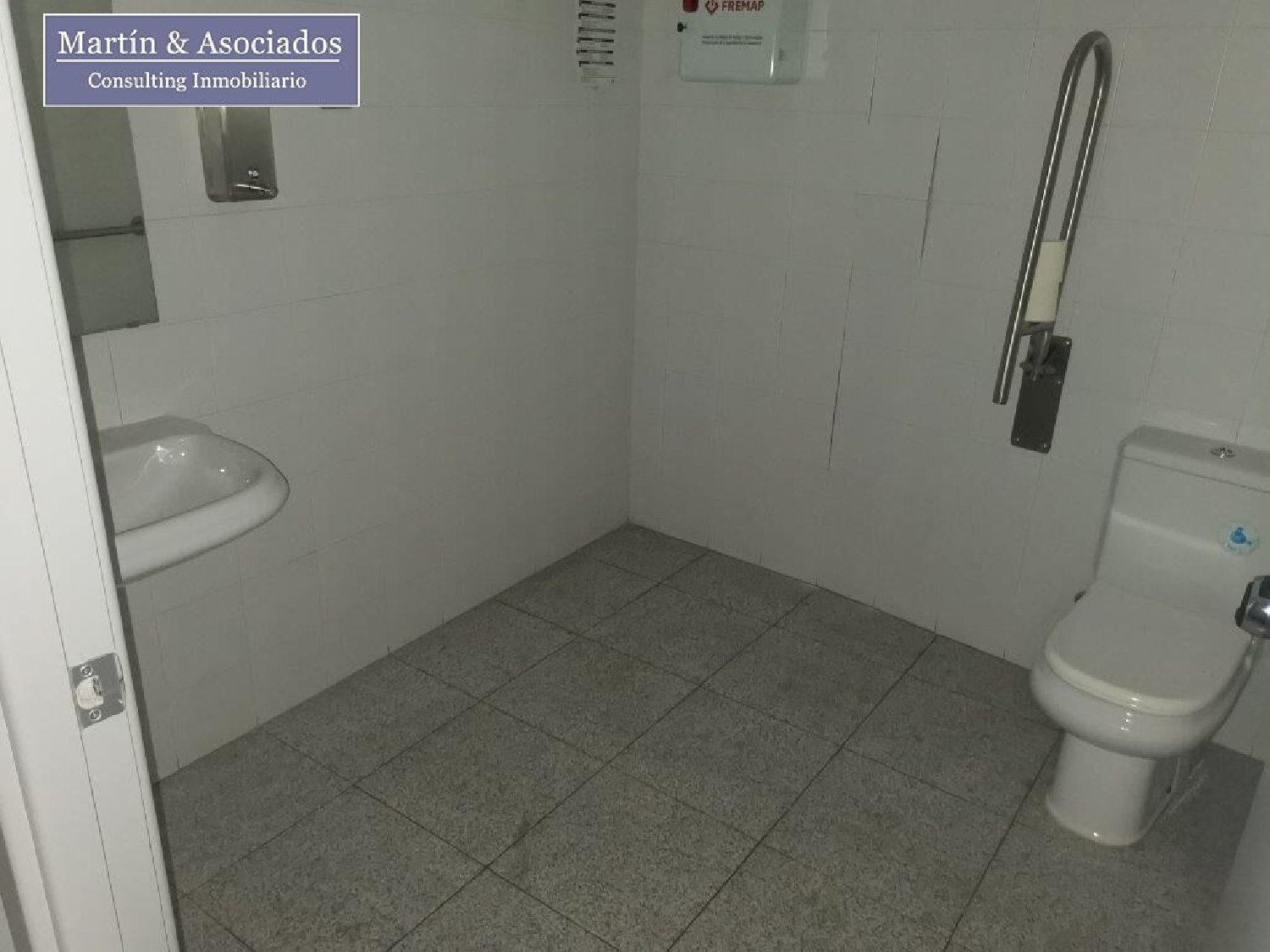  till salu lokal Sevilla La Nueva Sur 7